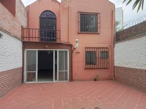 Cerros_patio02_antes