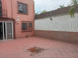 Cerros_patio03_antes